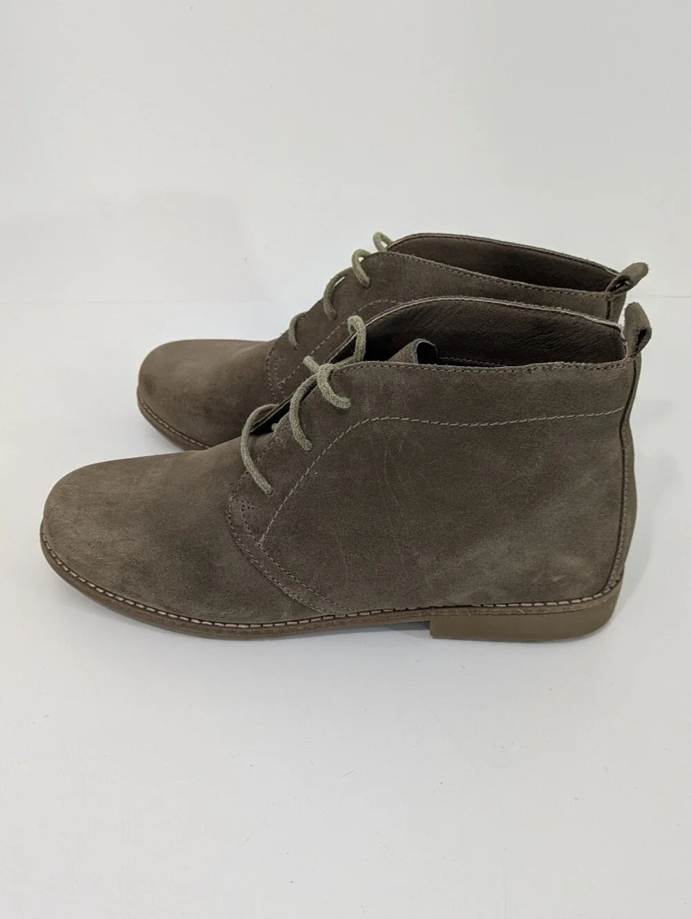 NEW White Mountain Auburn Lace Up Suede Leather Booties - Size 8 Womens